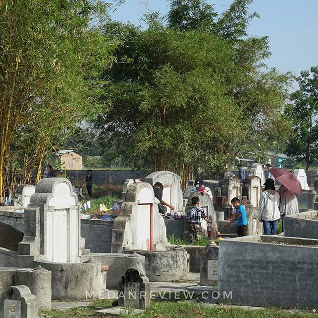 Cheng Beng Tradisi Turun Temurun Suku Tionghoa