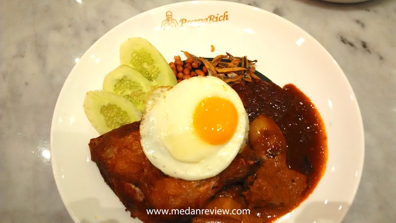 Nasi Lemak Super Combo (Nasi Lemak with Fried Chicken Thigh + Beef Rendang + Squid)